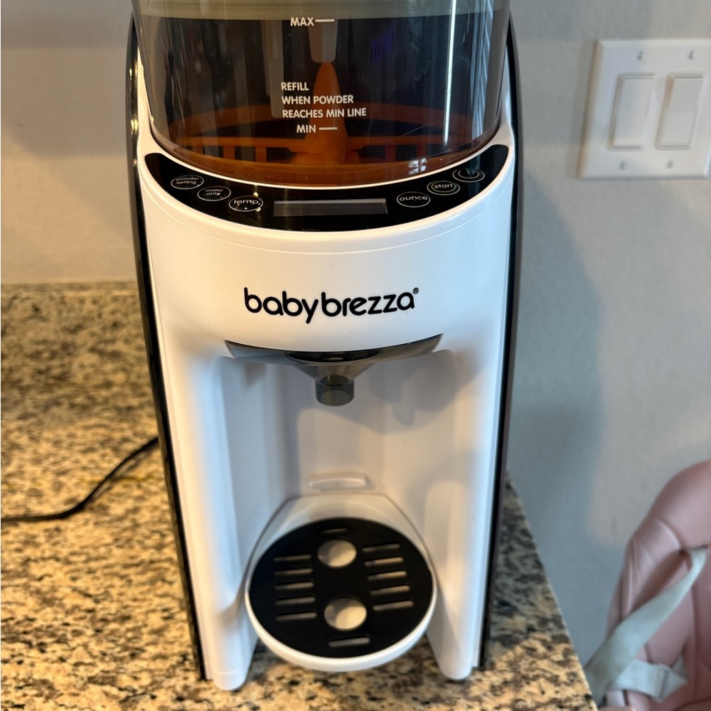 Baby Brezza Formula Maker